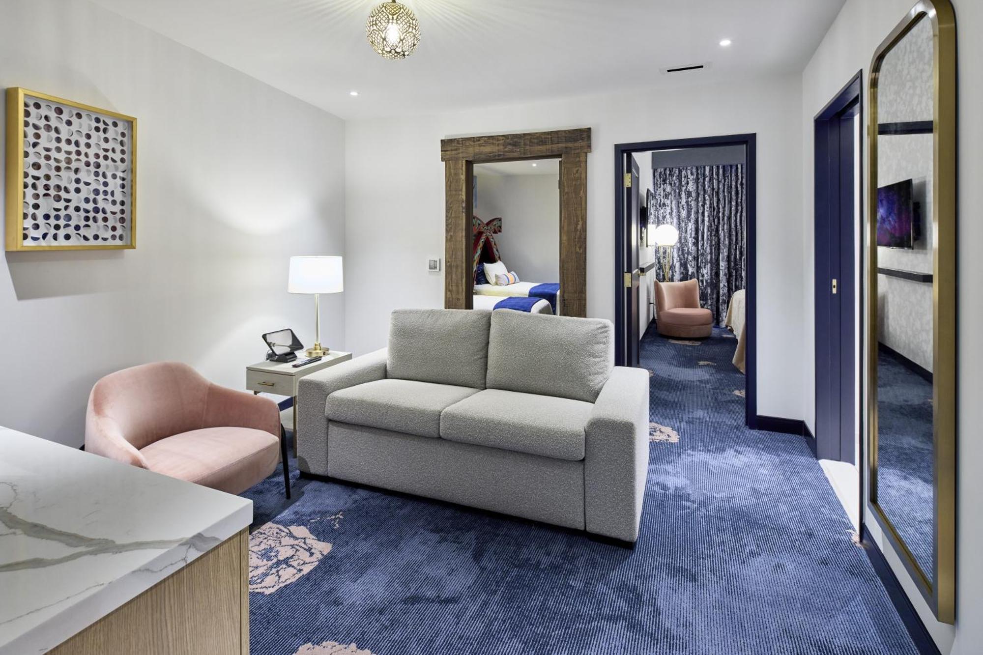 Universal'S Helios Grand Hotel, A Loews Hotel Williamsburg ภายนอก รูปภาพ