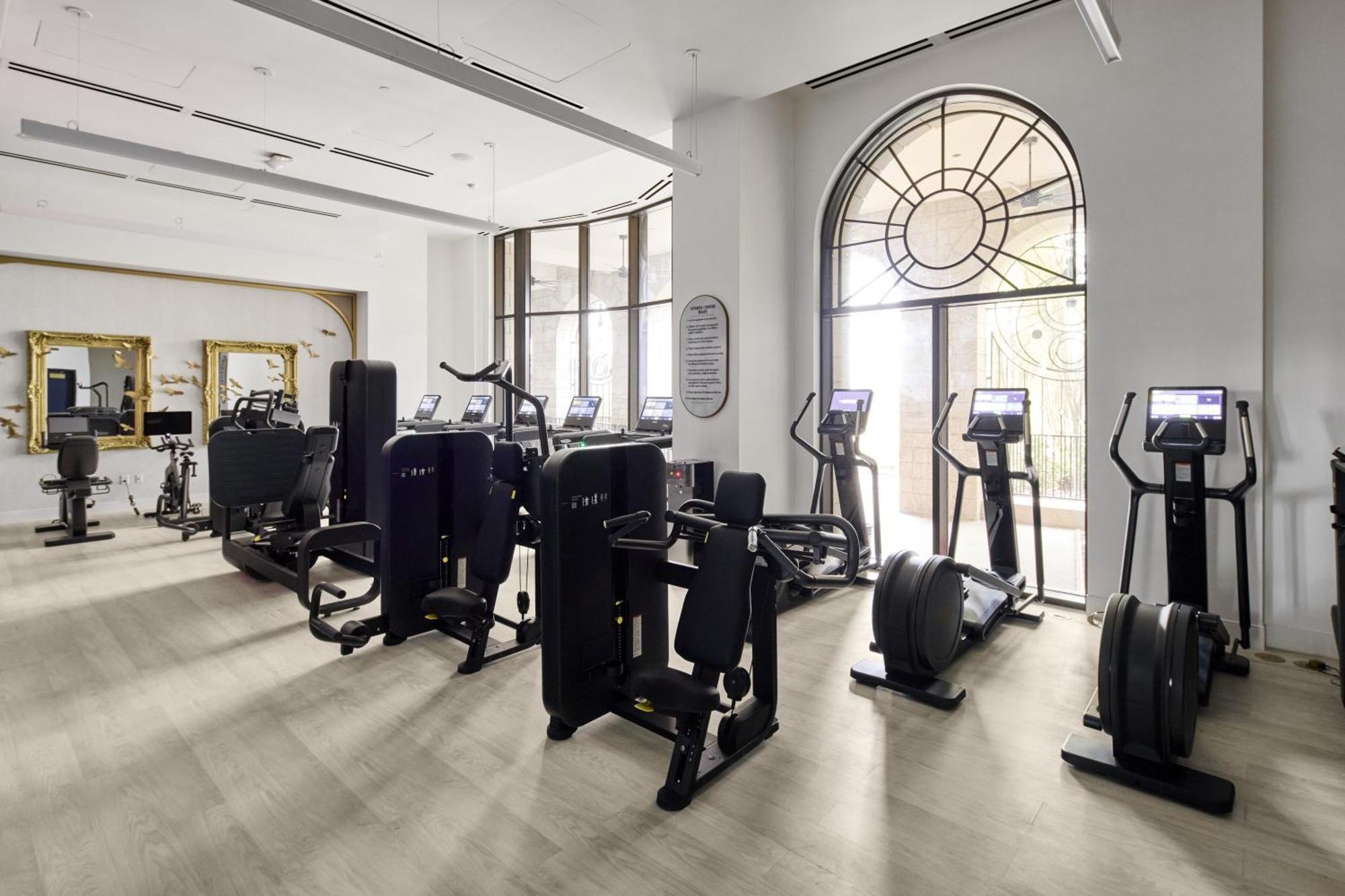 Universal'S Helios Grand Hotel, A Loews Hotel Williamsburg ภายนอก รูปภาพ